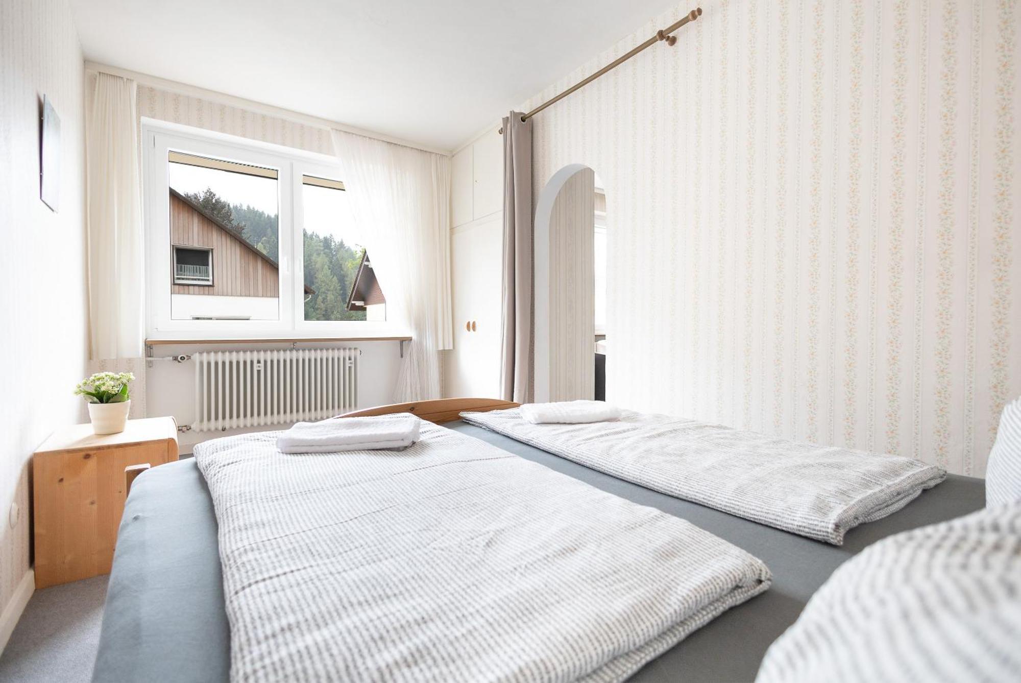 Apartmenthaus Am Waldrand- Kueche - Fruehstueck - Balkon Wildemann Eksteriør billede