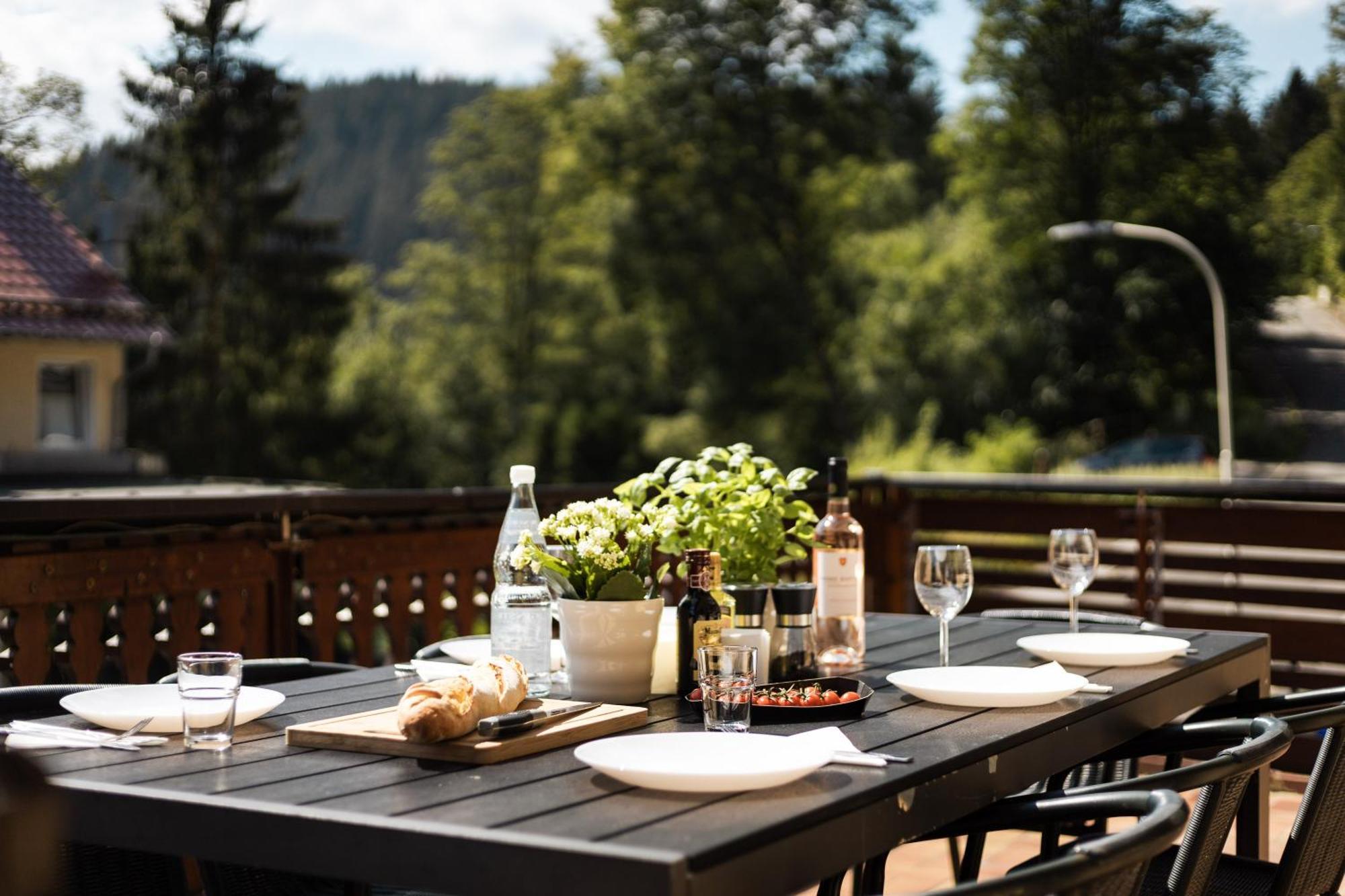 Apartmenthaus Am Waldrand- Kueche - Fruehstueck - Balkon Wildemann Eksteriør billede