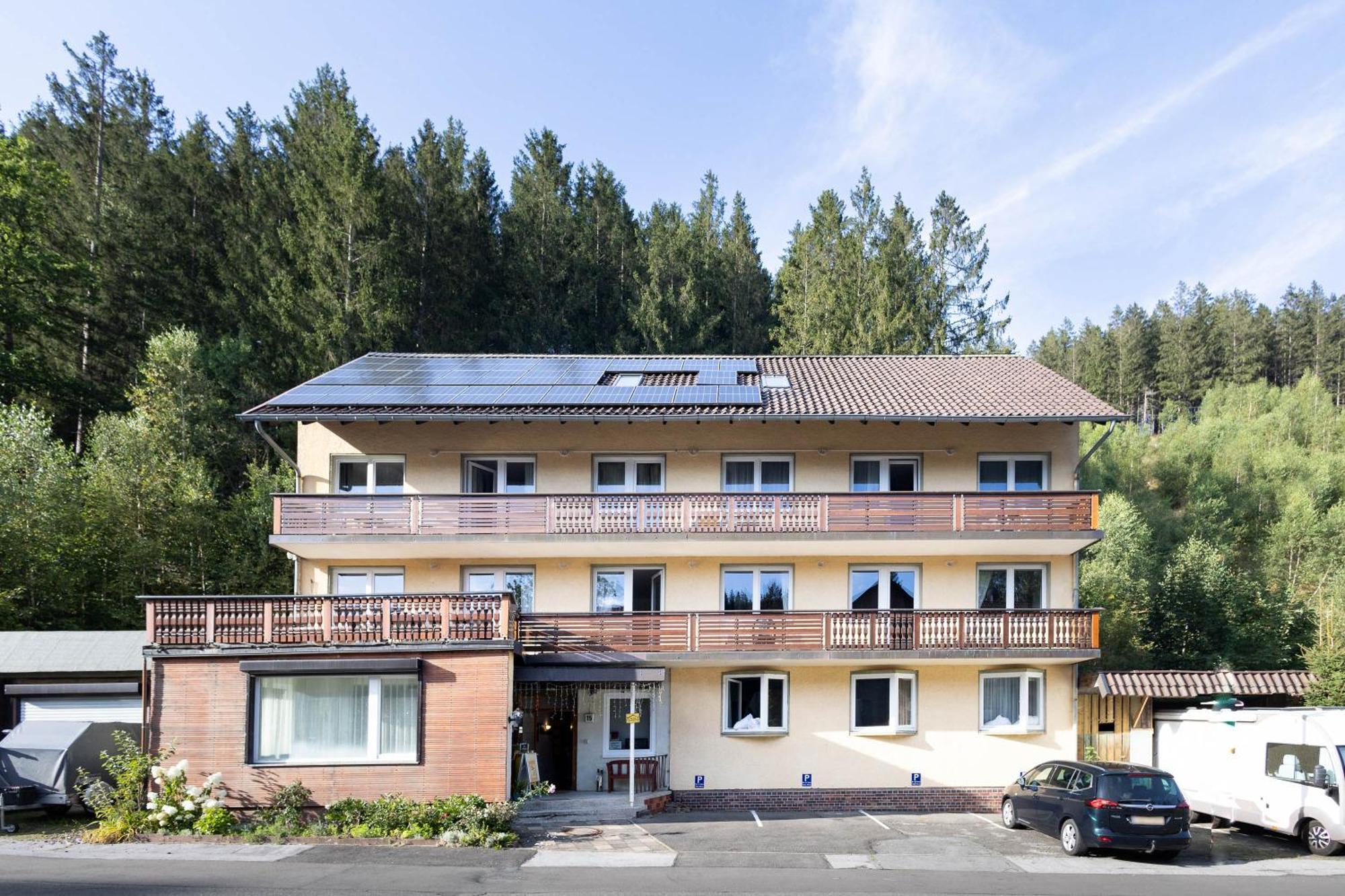 Apartmenthaus Am Waldrand- Kueche - Fruehstueck - Balkon Wildemann Eksteriør billede